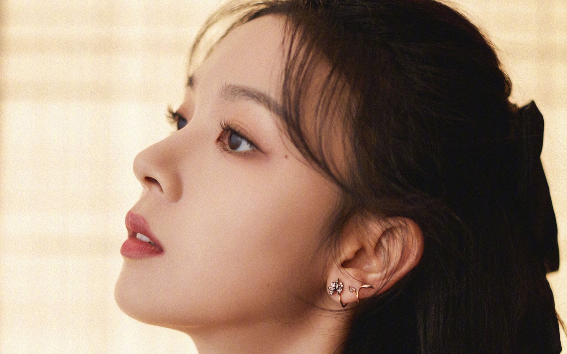 开云平台-电竞主播直播间粉丝互动提升技巧与情感连接构建，主播与粉丝互动的小游戏