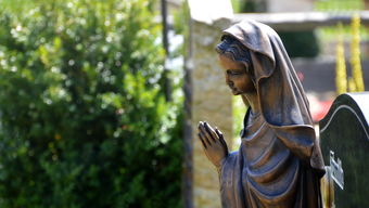 开云官网-世界击剑大奖赛中国队包揽女子团体金银，世界击剑冠军