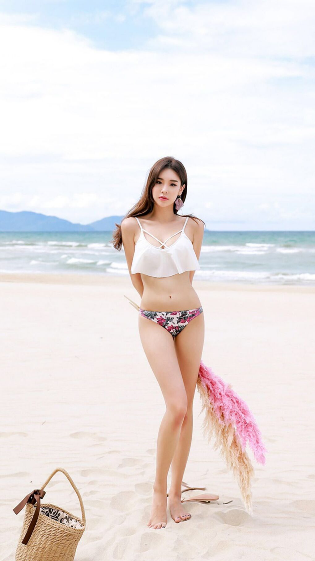 德甲球队整合AI传球角度识别系统优化中场组织效率,德甲转播合同2021