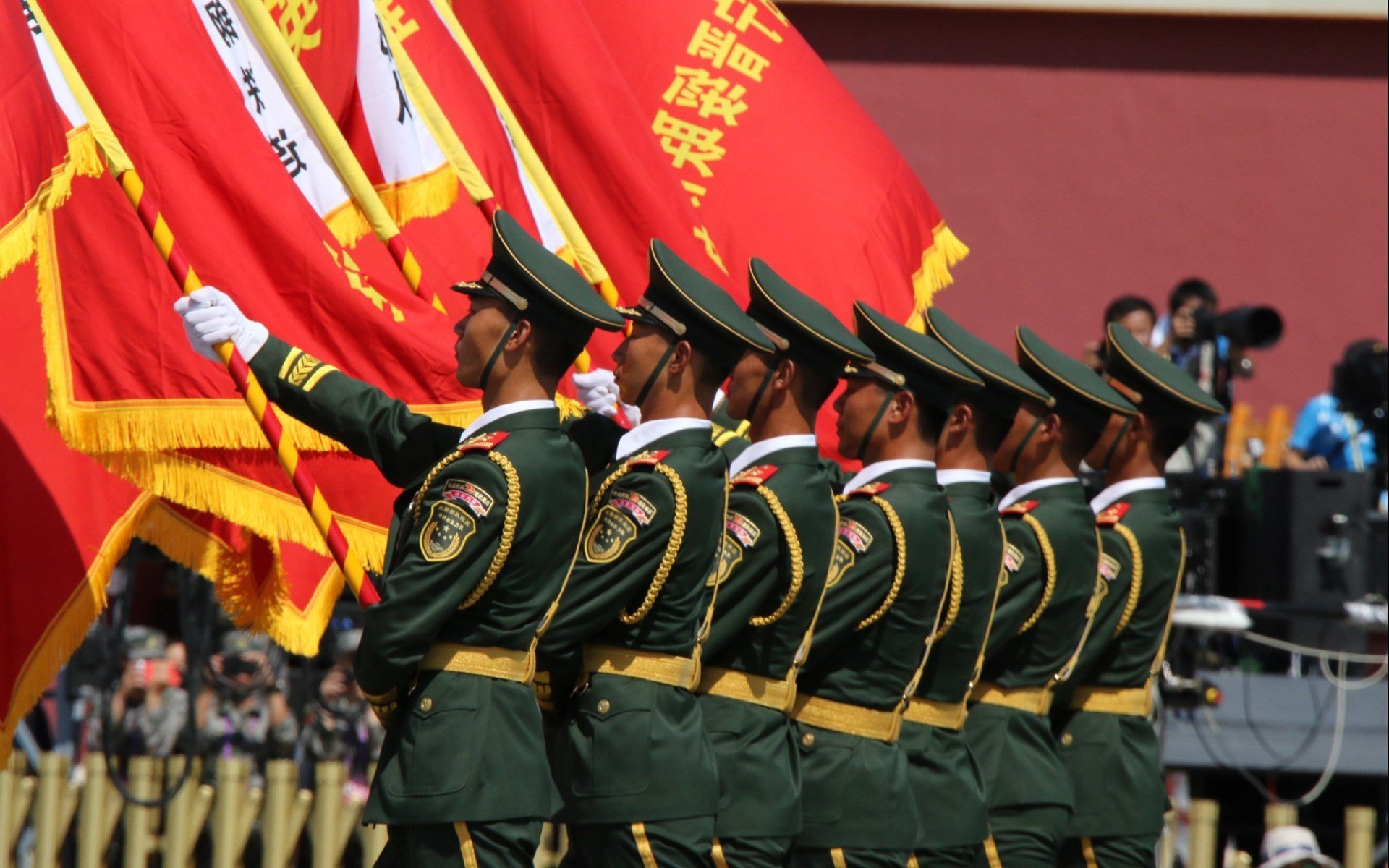 Kaiyun官方登录入口-浓眉表示愿承担更多防守责任，浓眉几次最佳防守球员